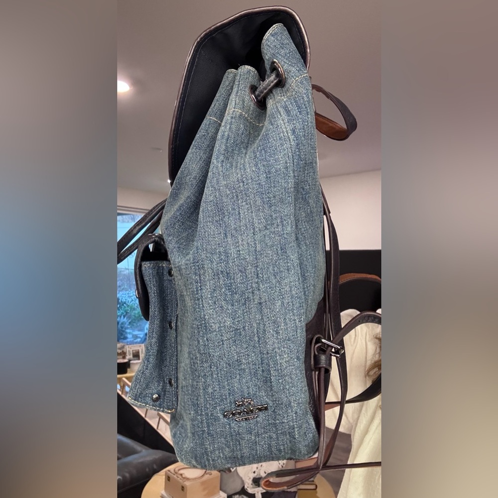 Coach Denim Turnlock backpack Gunmetal Rivets  Navy leather - Picture 10 of 17